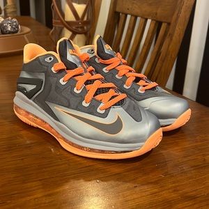 Nike Lebron XI Low shoes sneakers 644534 004 Boys Girls Youth Size 5.5Y sz 5.5